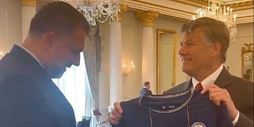 Konaković iznenadio Landaua: U Washingtonu mu poklonio dres Edina Džeke