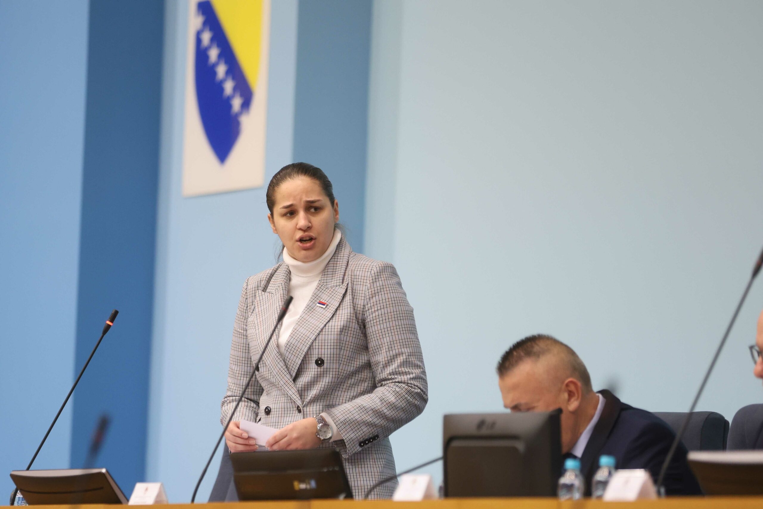 (FOTO) "U novo poglavlje ulazim sa vjerom u Boga, zahvalnošću i optimizmom" Anja Ljubojević PODNIJELA OSTAVKU na Dodikov zahtjev