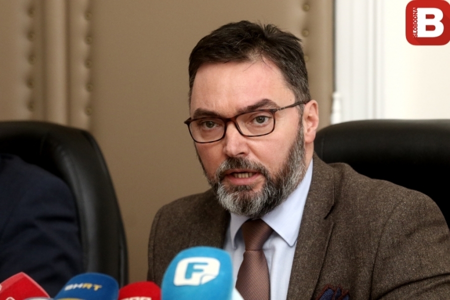 KOŠARAC ŠIRI MRŽNJU: Stanogradnju u Istočnom Sarajevu povezao s ratom i 'bedemom RS'