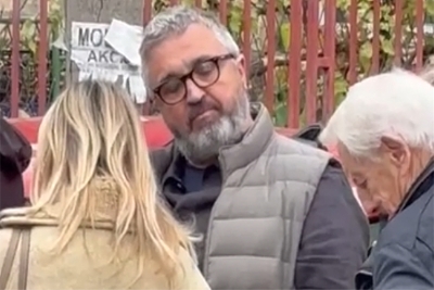 NEUGODNO NA BIRAČKOM MJESTU U BEOGRADU: Pogledajte kako su građani dočekali vlasnika 'Informera' Dragana Vučićevića
