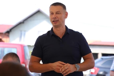 (VIDEO) "Nekad se treba i opustiti" Nešić se zabavlja na Jahorini, adrenalin pršti