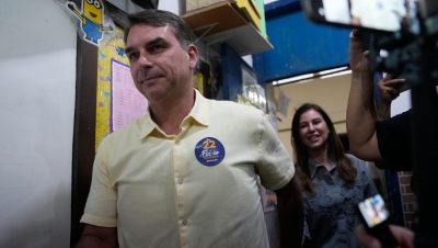 Flavio Bolsonaro sa porodicom pobjegao u Majami nakon izbora