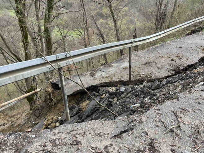Nova klizišta u Zvorniku, Loparama i Srebrenici