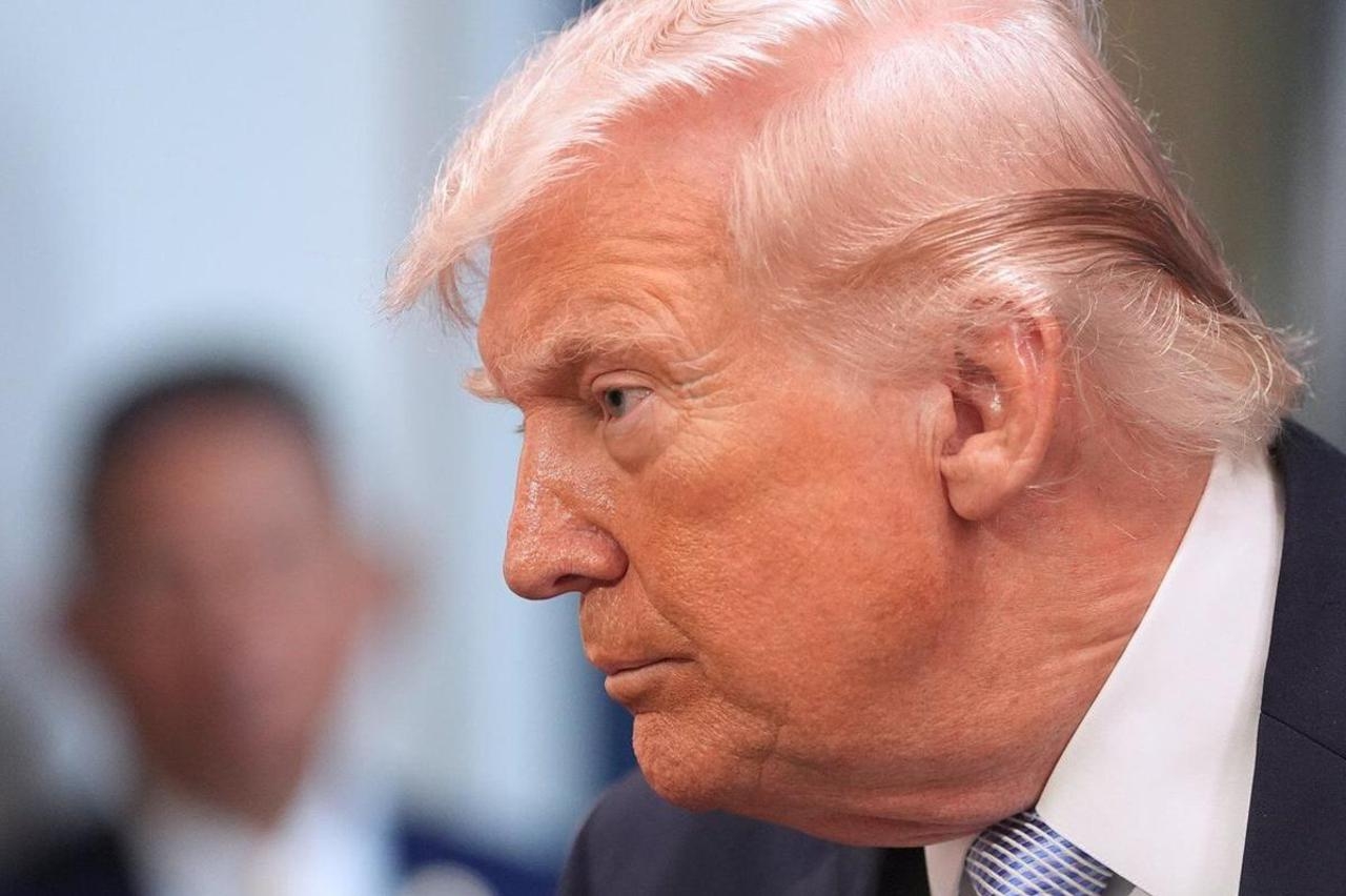 Trump zaprijetio: “Pucat ćemo na svaki brod u Hormuškom tjesnacu”