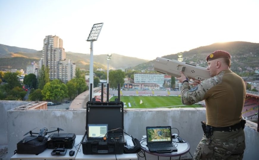 Antidron sistem: Kako je MUP ZDK osigurao nebo iznad Zenice dok je igrala reprezentacija BiH?