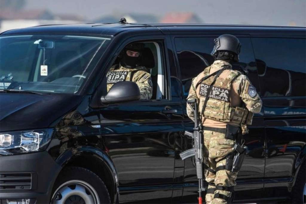 U Mostaru i Visokom zbog niza kaznenih djela slobode lišeno pet osoba