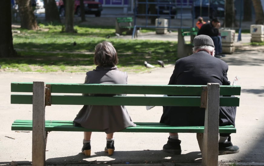 Polovina penzionera jedva preživljava: Usklađivanje penzija 1. jula u FBiH, OČEKUJU POVEĆANJE do 6%