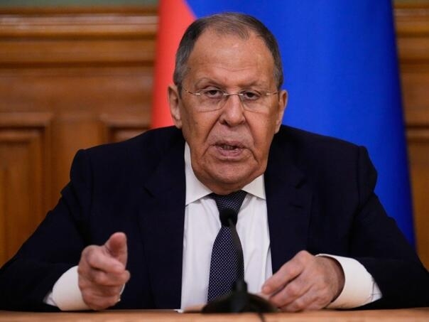 Lavrov provocira Brisel: Primite Ukrajinu pa gledajte kako se EU raspada