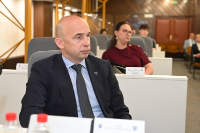 VIDEO: Premijer Nezir Pivić “Mladi moraju biti u središtu svih politika Vlade ZDK”