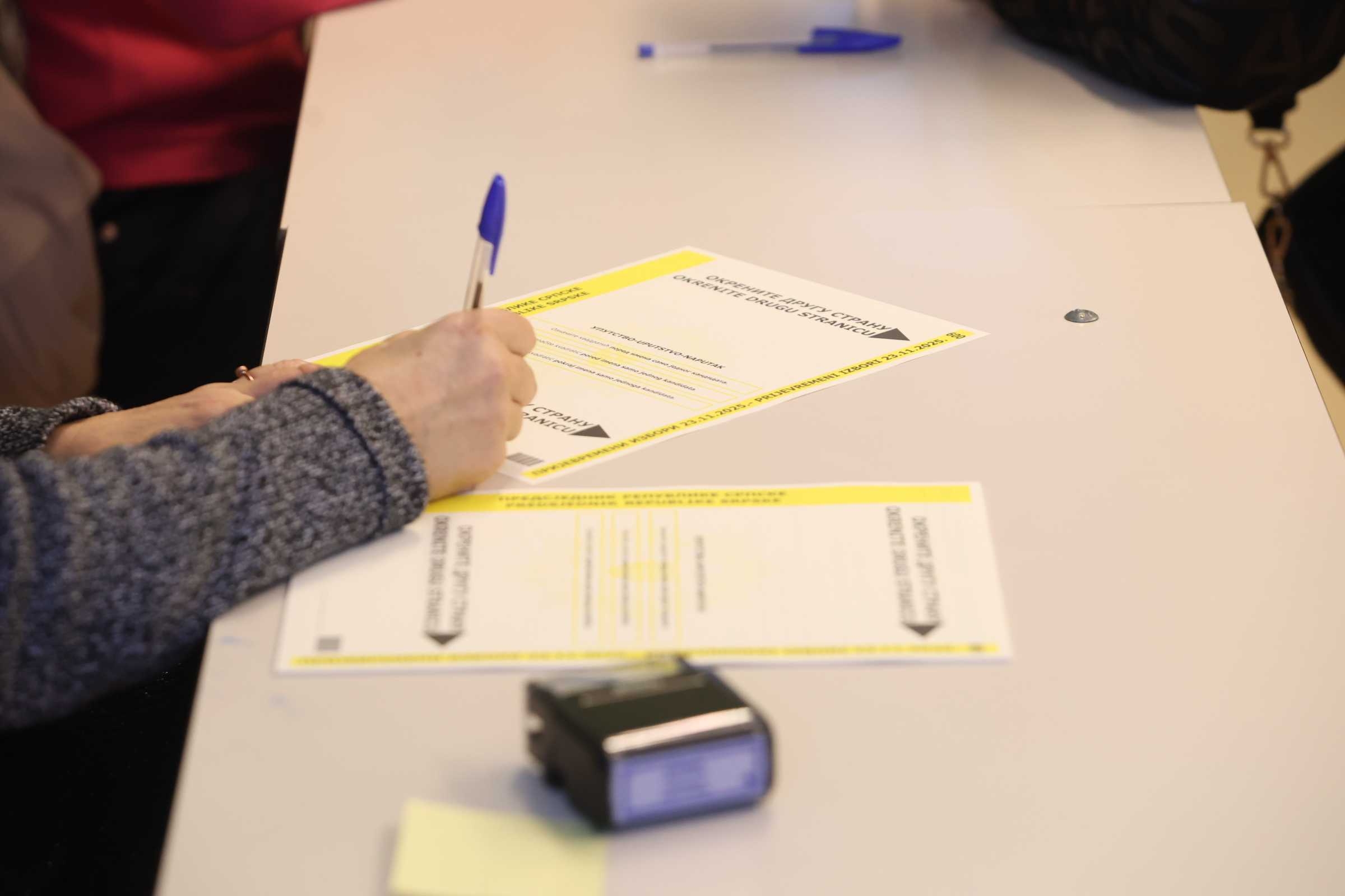 KONFUZIJA ZBOG DVA LISTIĆA Nove izborne tehnologije donose komplikacije biračima