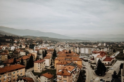 Jutro prohladno uz oblačnost, sunčan nastavak dana