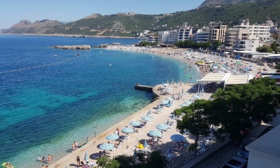 Neočekivan preokret: Crna Gora puni plaže dok drugi gube turiste