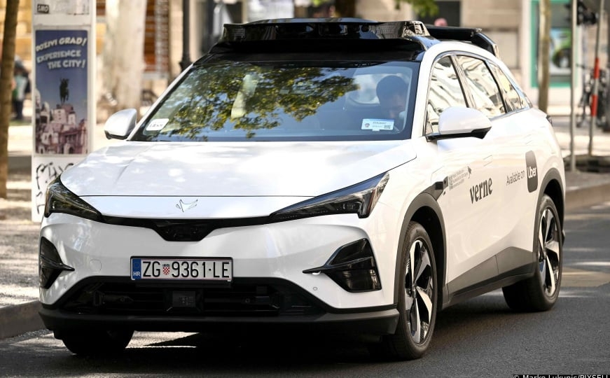 Veliki preokret oko Rimčevih robotaksija: Državi se vraća gotovo 90 miliona eura