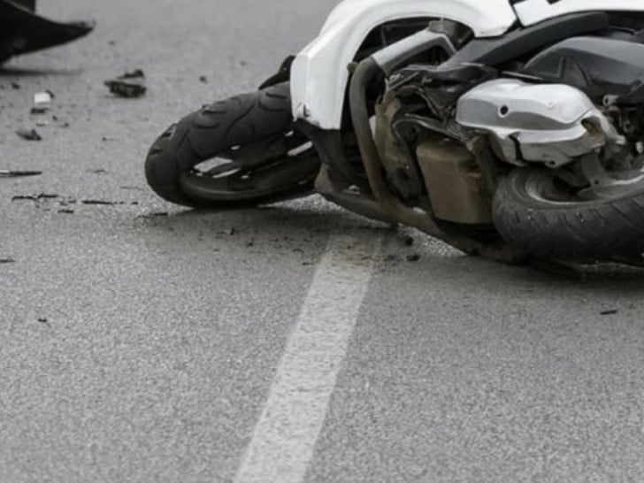 U teškoj nesreći poginuo motociklista