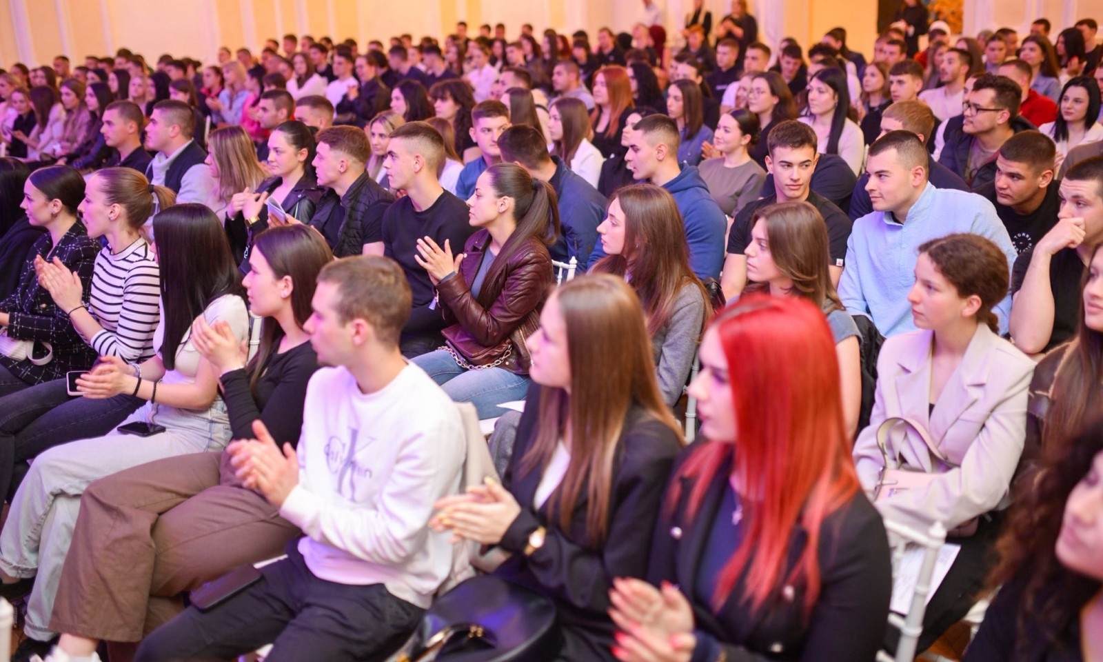 Važno obavještenje: Grad Banjaluka objavio kada maturanti mogu preuzeti vaučere