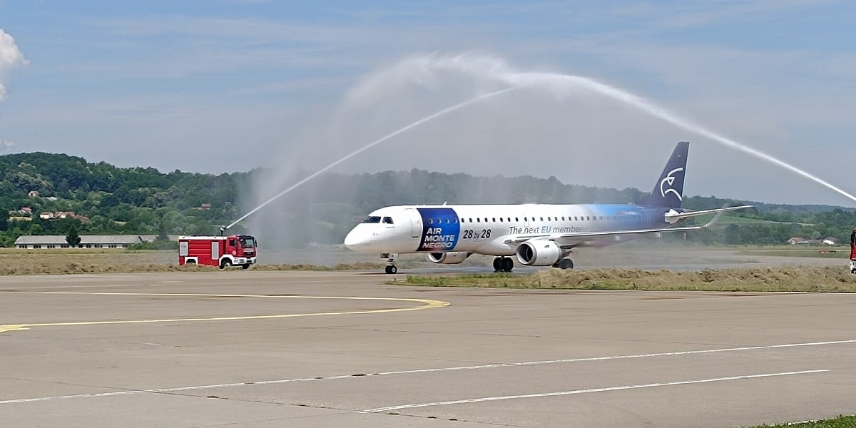 Air Montenegro sletio u Banju Luku: Nova avionska linija otvara vrata većem broju turista