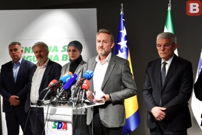 IZ SDA PORUČILI: Trojka obećavala evropske standarde, a BiH dovela do dramatičnog pada slobode medija