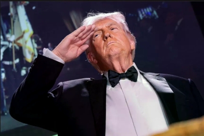 Novi udar: Trump najavio carine od 25% na uvoz vozila iz Evropske unije