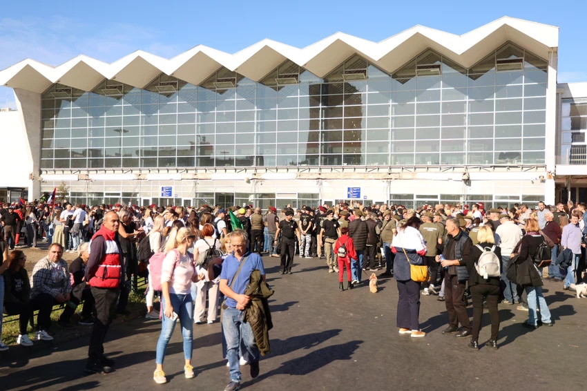 Porodicama žrtava milionska odšteta: Još dvije presude za pad nadstrešnice u Novom Sadu