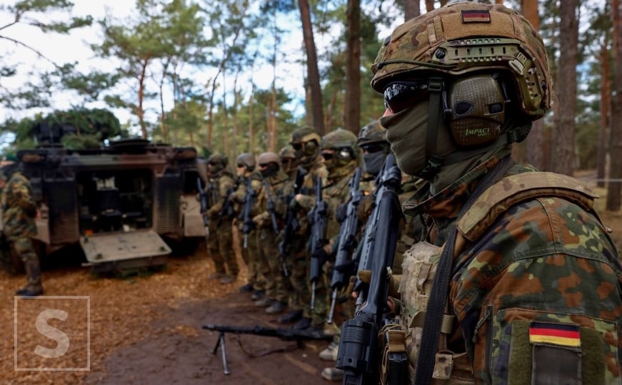 Da li će vojno sposobni Nijemci morati prijavljivati duži boravak van zemlje?