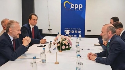 Izetbegović se sastao s predsjednikom EPP-a Manfredom Veberom: Razgovarali o evropskom putu BiH i nadolazećim izborima