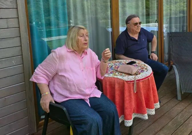 Emotivna objava sina Halida i Sejde Bešlić nakon smrti majke: "Ostadoh ti ja sam"