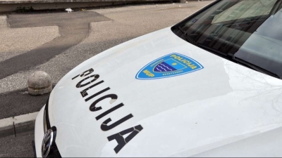 Teška saobraćajna nesreća: Vozilom udario pješakinju, poginula na licu mjesta