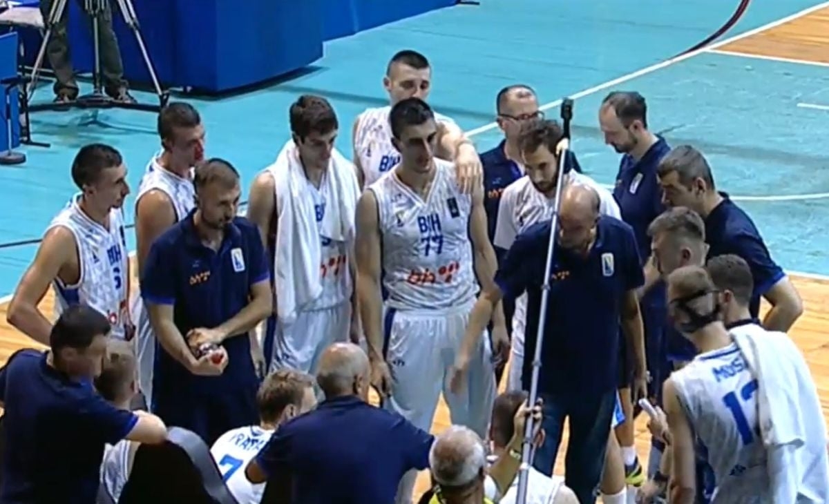 "Prozor ne sme pasti"