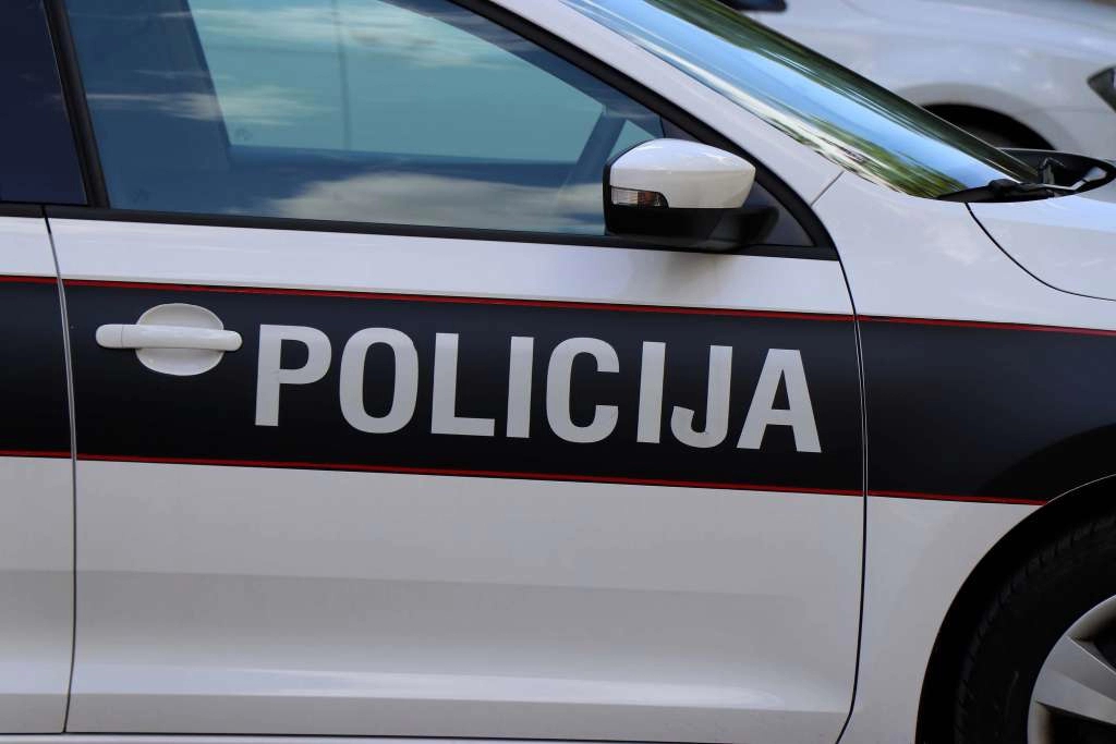 MUP HNŽ-a: U prometnoj nesreći u Mostaru teško ozlijeđena pješakinja