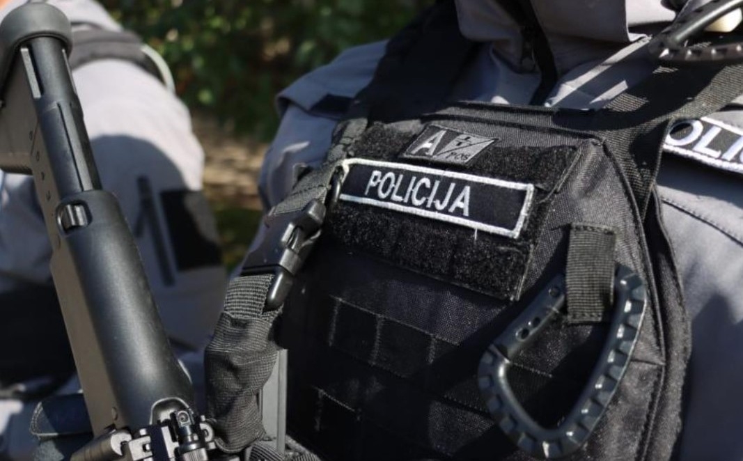 U toku policijska akcija u Sarajevu, na terenu veliki broj službenika