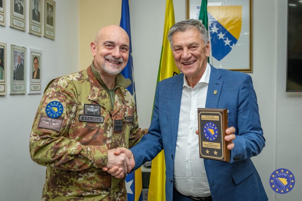 Kasumović primio novoimenovanog komandanta EUFOR-a, general majora Maurizia Frondu