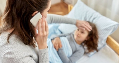 TikTok, Google, AI ili farmaceut: Kome roditelji (najviše) vjeruju kada dijete dobije temperaturu?