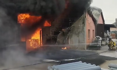 Vatra “guta” objekat: Izbio požar, gori firma VIDEO