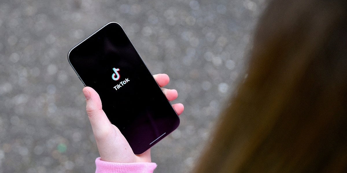 Evropska komisija optužila TikTok da nije uradio dovoljno za sigurnost maloljetnika