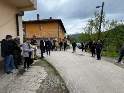FOTO: Kasumović u obilasku mjesnih zajednica Lašvanskog sliva