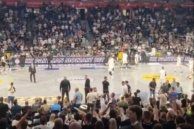 Arena grmjela za Edina Avdića: Hiljade navijača Partizana skandirale ime preminulog komentatora