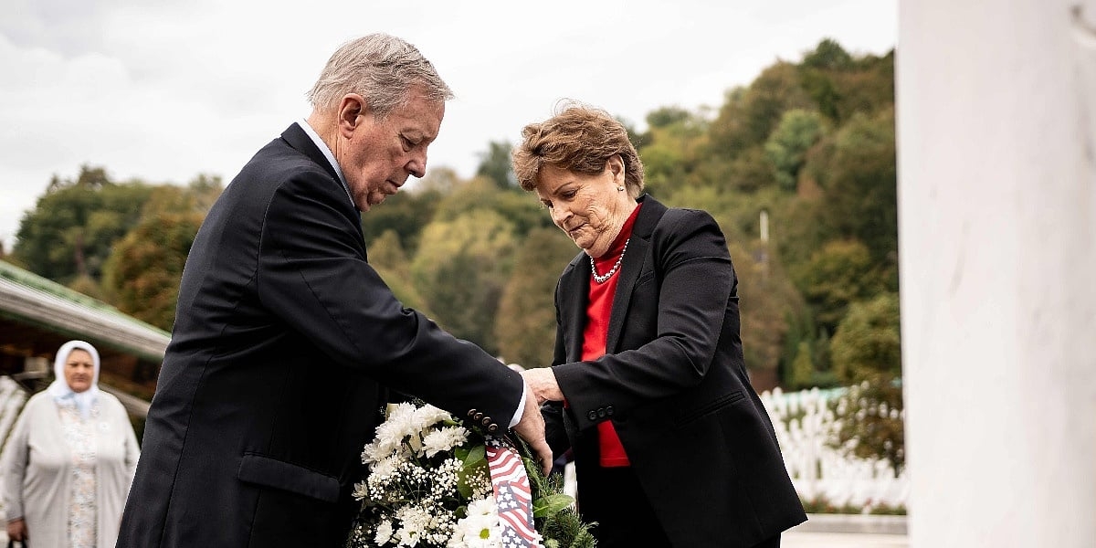 Američki senatori Jeanne Shaheen i Dick Durbin posjetili Memorijalni centar Srebrenica