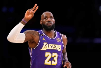 BOMBA IZ NBA SVIJETA: LeBron James odlučio nastaviti karijeru, ali...