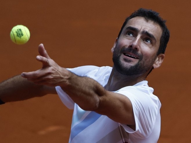 Čilić se otrovao hranom, povukao se sa mastersa u Madridu