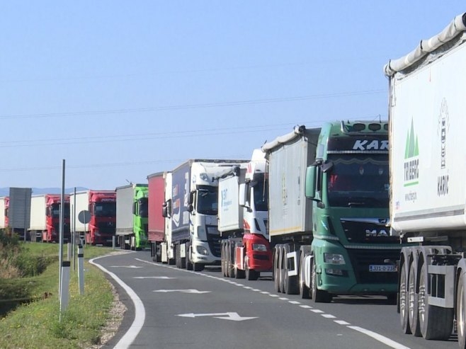 Brković: Evropska komisija bez rješenja, prevoznici spremaju 14. septembra blokadu granica sa EU (VIDEO)