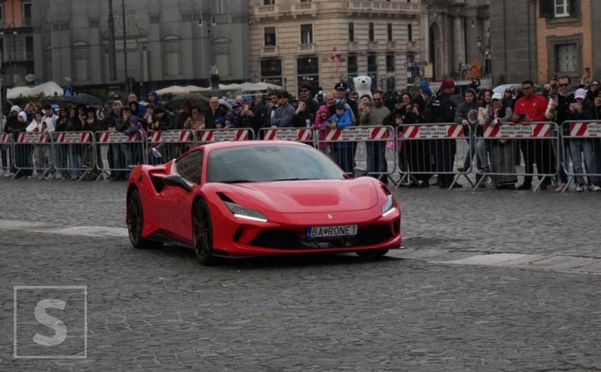 Vlasnici skupocijenih automobila varali sistem, razotkrile ih kamere na autocesti u Grčkoj