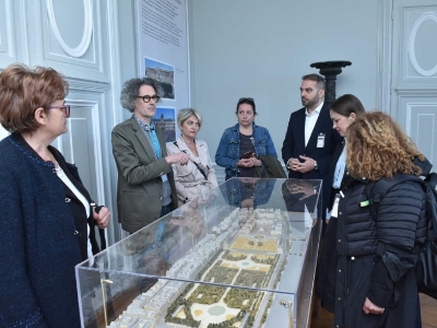 Delagacija Muzeja Republike Srpske u Luvru, Zmijanjski vez od 23. aprila u Parizu