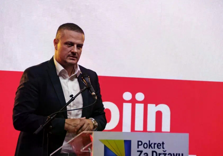 Vojinu Mijatoviću zabranjeno obavljanje funkcije federalnog ministra i rukovodećih poslova