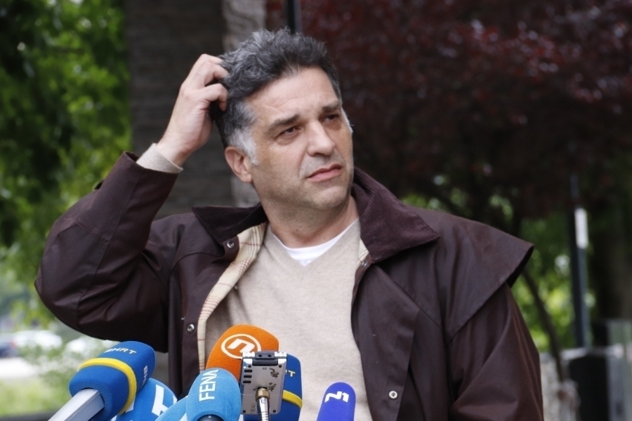 OSKAROVAC DANIS TANOVIĆ KRITIKOVAO TROJKU I HDZ: 'Nikad gore nije bilo za kulturu, ne znam hoće li im rođena tetka dati glas'
