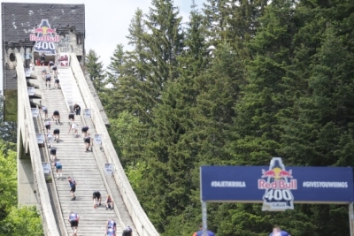 RED BULL 400 U BiH: Najtežih 400 metara na svijetu pretvara igmansku skakaonicu u 'borilište' izdržljivosti