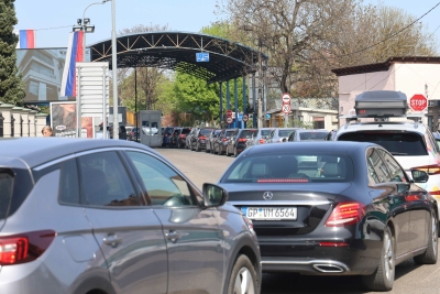 Vozači, budite strpljivi: Gužve na OVIM graničnim prelazima u BiH, duža zadržavanja u oba smjera