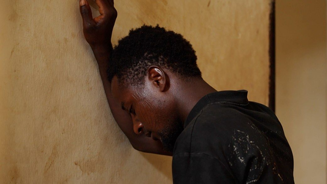 Stravična tragedija u Nigeriji: Najmanje 37 zatvorenika umrlo u ćeliji bez vode i ventilacije