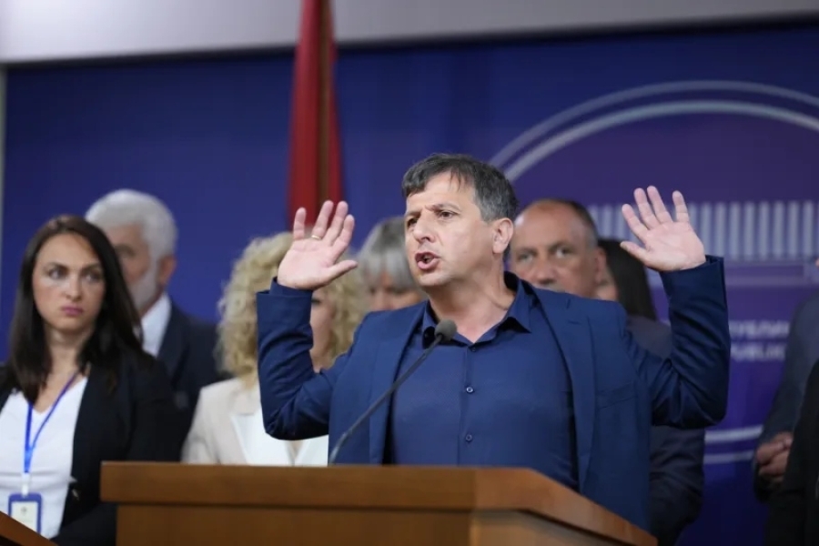 POMAŽE LI DODIKU?: 'Vukanović postaje sam sebi i svom pokretu najveći teret. Politički se diskvalificira i izolira'