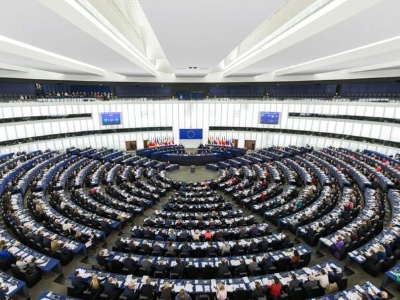Evropski parlament odobrio primjenu sporazuma o tarifama između EU i SAD