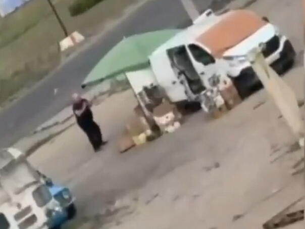 Nevjerovatan snimak: Ruski dron "lovio" trgovca u Ukrajini